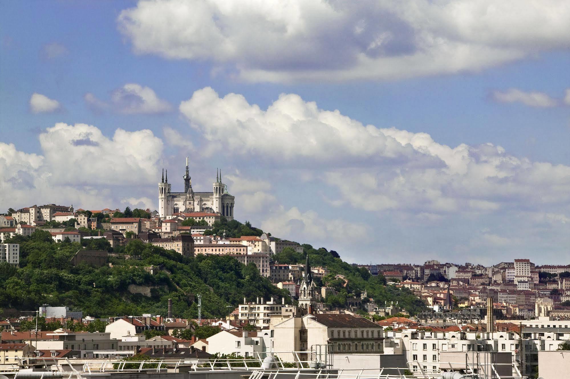 Premiere Classe Lyon Nord Dardilly Exterior photo